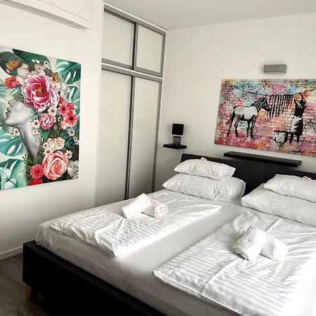 Smile Apartments Zum Goldenen Hirschen Krems an der Donau Room photo