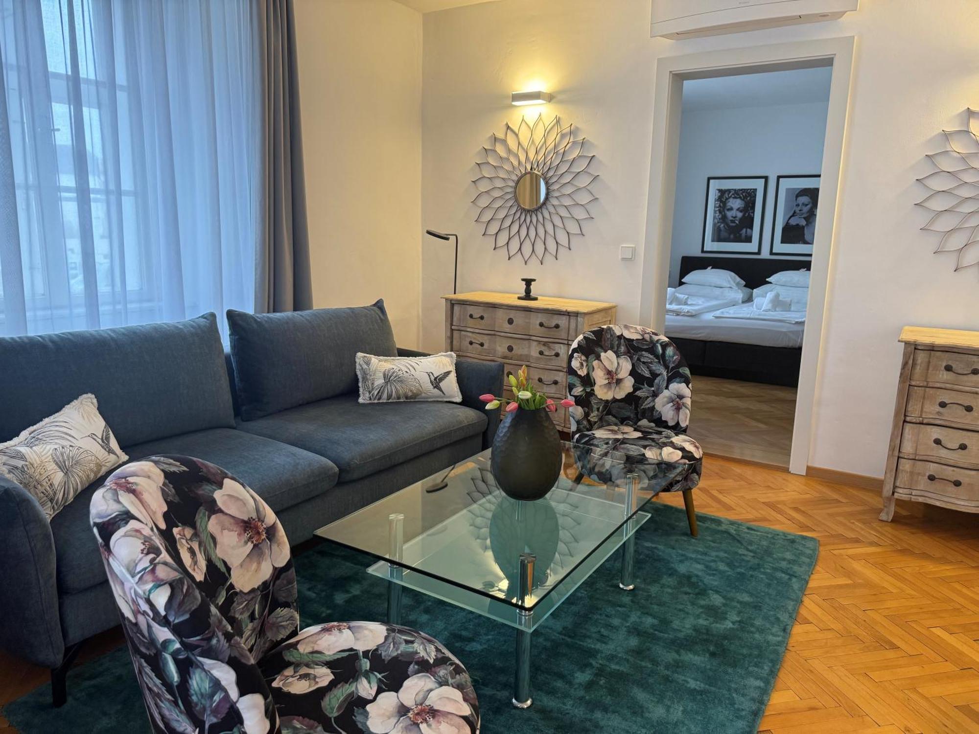 Smile Zum Goldenen Hirschen Apartment *